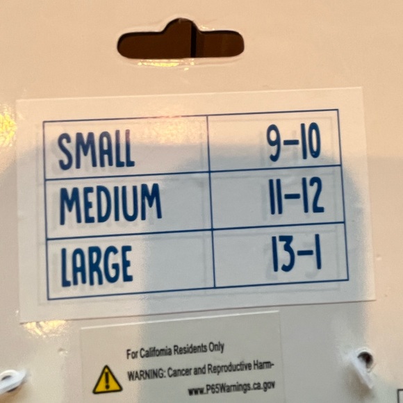 Footnotes Slippers - Picture 4 of 4